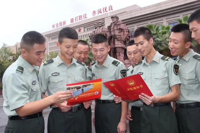 在校大学生当兵最新政策2023深度解读，2023年最新在校大学生当兵政策深度解读