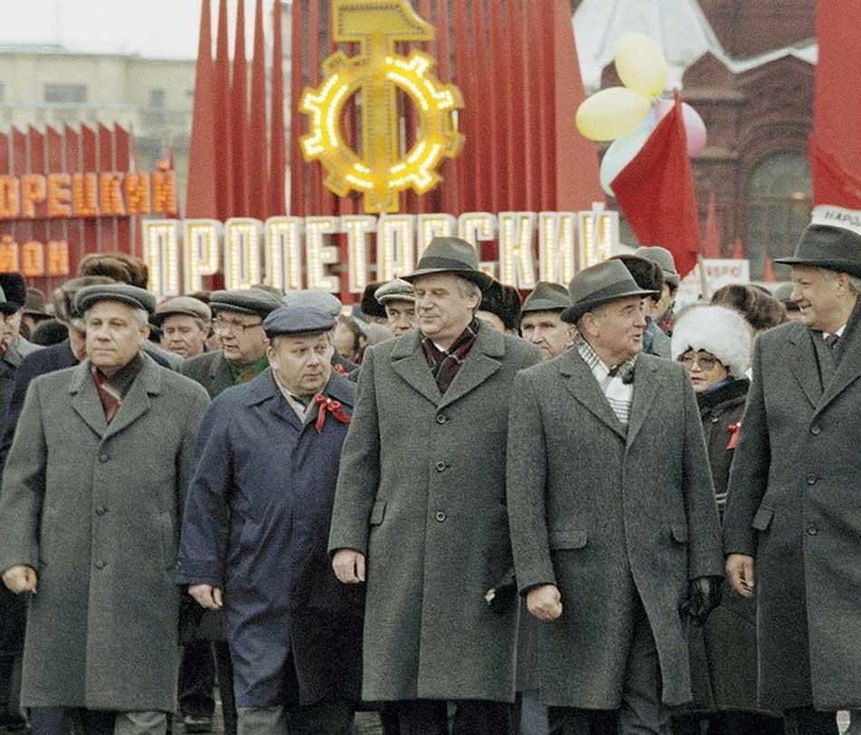 勃列日涅夫时代的红场阅兵，勃列日涅夫时代红场阅兵回顾