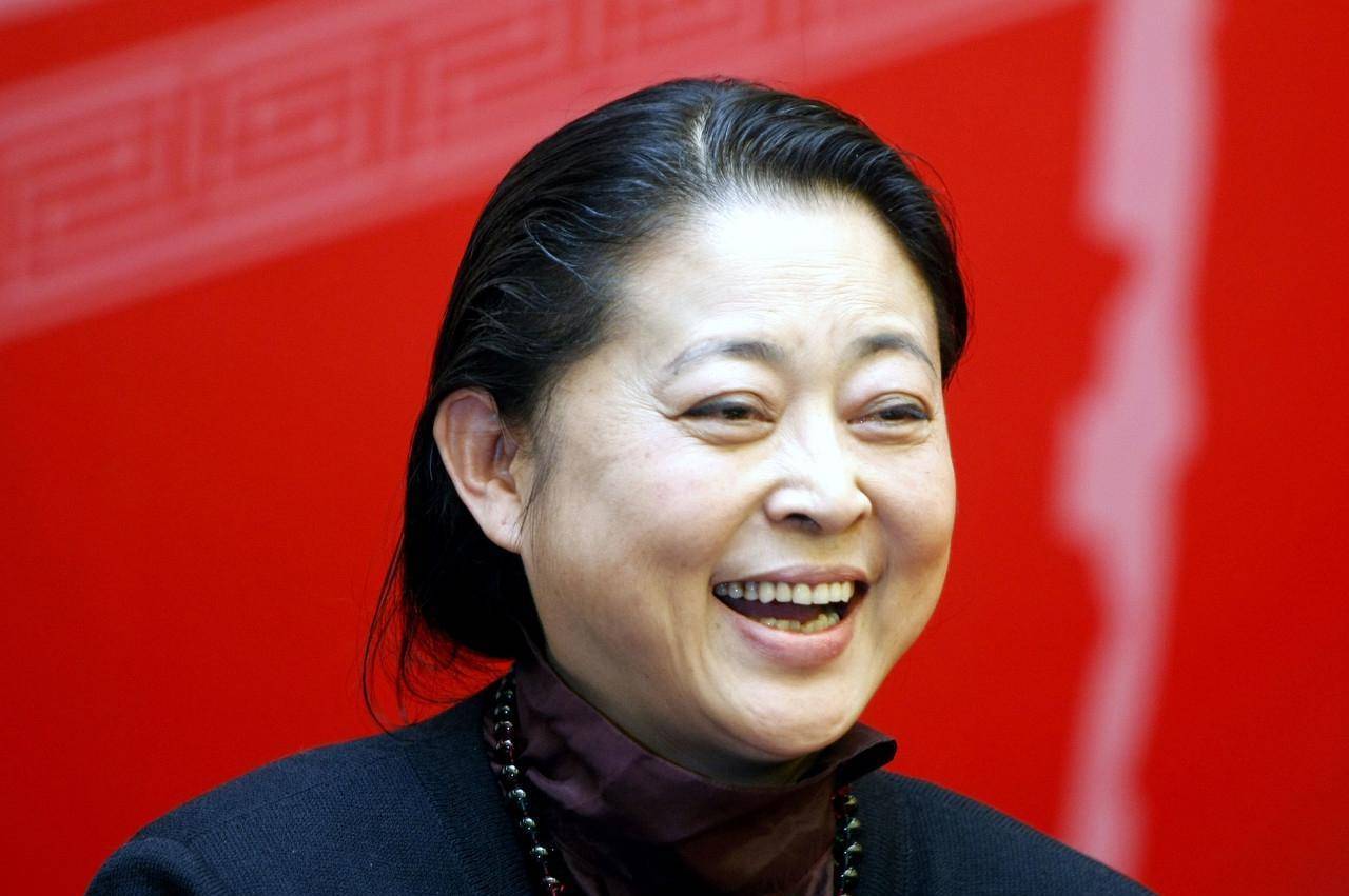 倪萍的退休金
