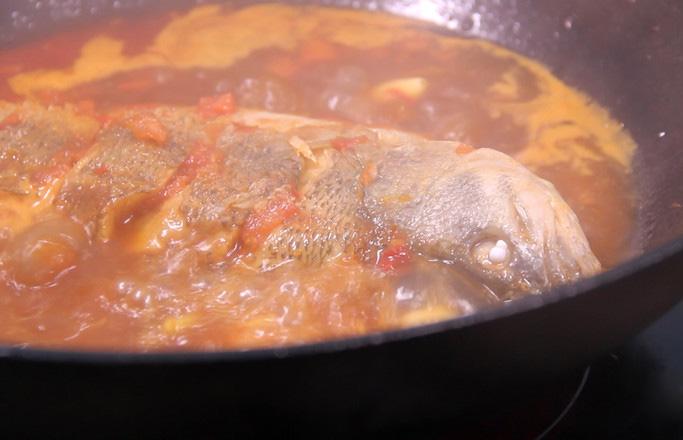 红烧鱼，经典菜品的制作方法与步骤，红烧鱼制作方法与步骤，经典菜品的烹饪指南