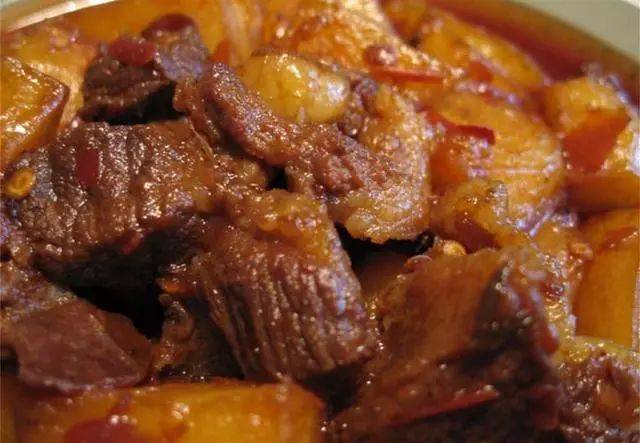 家常炖牛肉，美味烂炖，口感绝佳，家常炖牛肉，美味烂炖，口感绝佳攻略