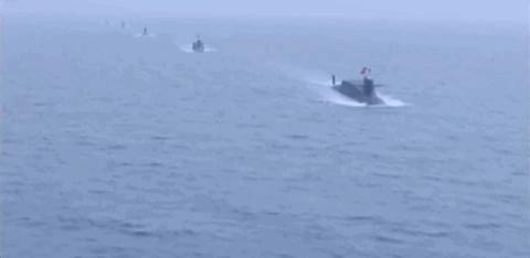 2018海军阅兵完整视频，展现中国海军力量的壮丽画卷，『中国海军力量壮丽画卷，2018海军阅兵完整视频』