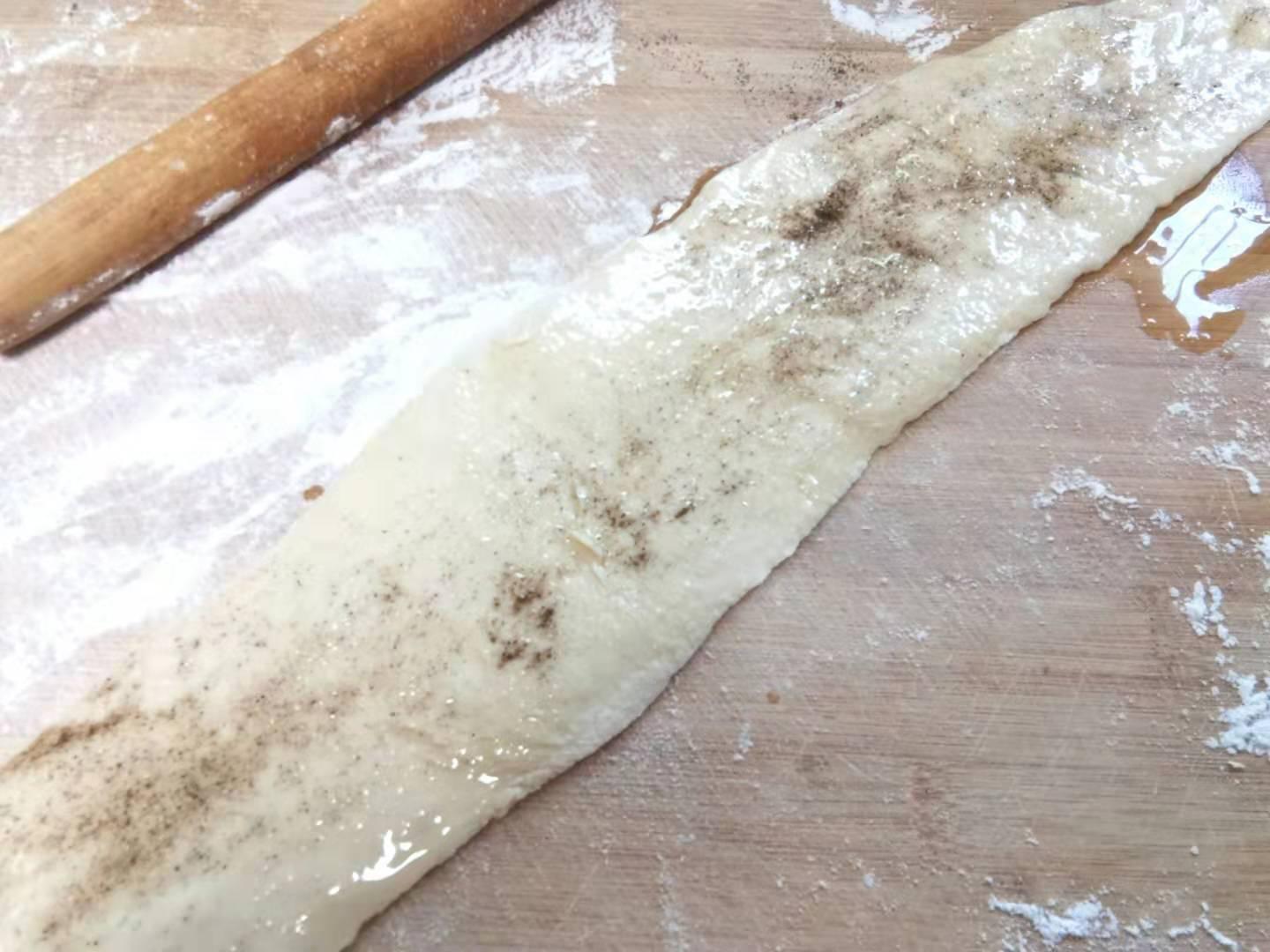 家常炖鱼的做法，美味与健康并重，家常炖鱼，美味与健康，双重享受！