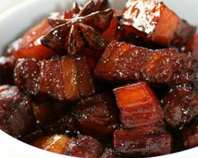 红烧肉，一道千年不衰的美食传奇，红烧肉，千年不衰的美食传奇