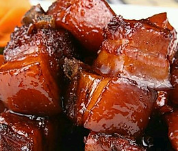 红烧肉，一道千年不衰的美食传奇，红烧肉，千年不衰的美食传奇