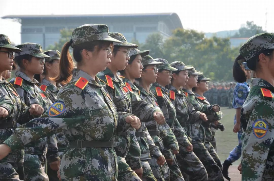 阅兵仪式与国家精神，看完2019年阅兵仪式的感想，阅兵仪式与国家精神，观后感受与启示