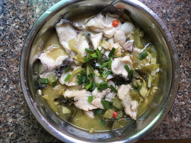 酸菜鱼，家常美味，轻松制作，家常酸菜鱼，轻松制作，美味可口！