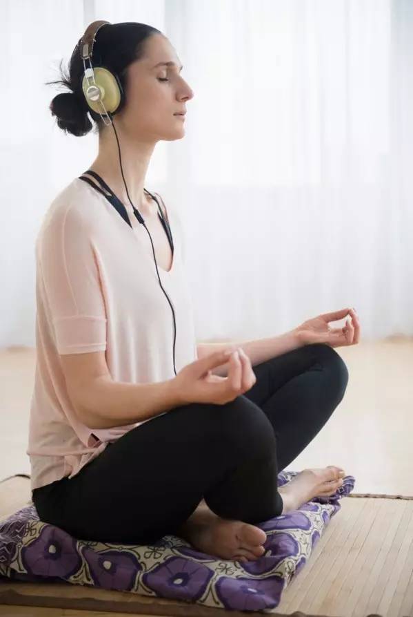 瑜伽冥想音乐，十分钟的心灵之旅，瑜伽冥想音乐，心灵深处的十分钟旅程