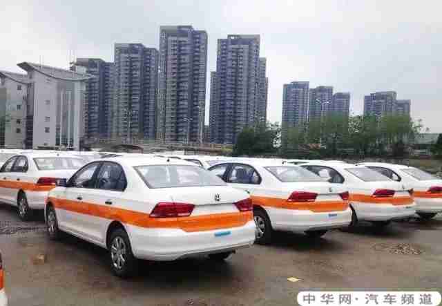 教练车能否上高速，探讨与解析，教练车上高速的探讨与解析
