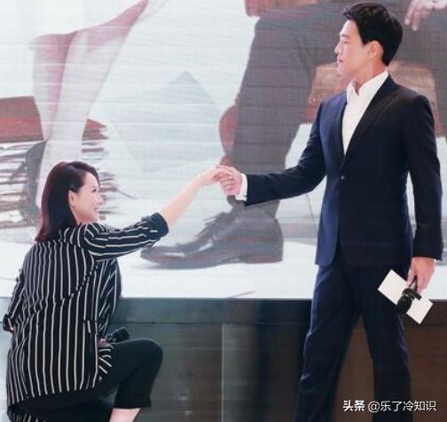 关于王耀庆总资产多少亿的深度探讨，王耀庆资产深度探讨，总资产数额揭秘
