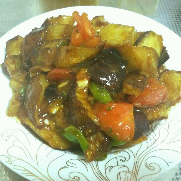红烧茄子做法，一道家常美食的完美呈现，家常红烧茄子做法，完美呈现一道美味佳肴