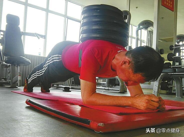 快速练腹肌的六种方法，六种高效方法助你快速锻炼腹肌