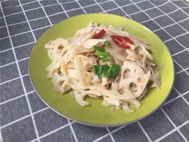 怎样炒藕片好吃又简单，简单美味炒藕片做法指南