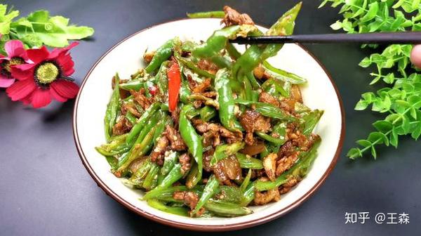家常小炒，解锁100道美味佳肴，家常小炒大解密，解锁百道美味佳肴食谱