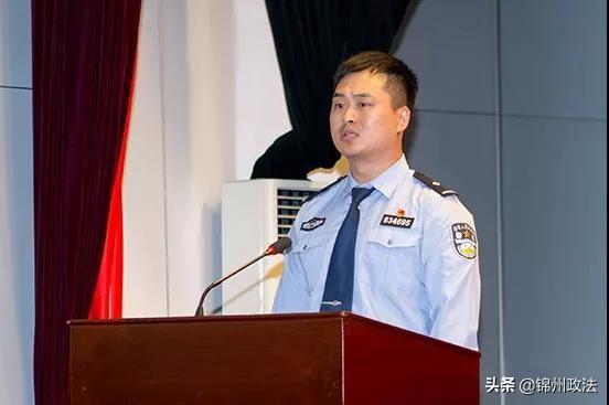 辽宁舰背后的英雄，纪念为舰牺牲的十五位英勇战士，辽宁舰背后的英雄，纪念十五位英勇战士的牺牲精神