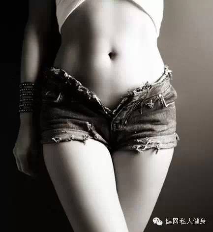 女性练腹肌最好的方法，打造完美腹部线条，女性打造完美腹部线条的最佳腹肌锻炼方法