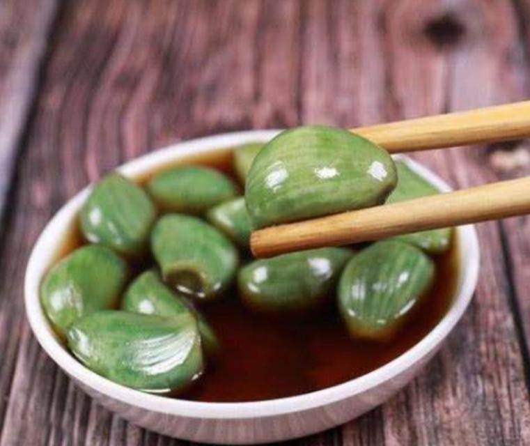 腊八蒜的腌制方法，腊八蒜的腌制方法与技巧