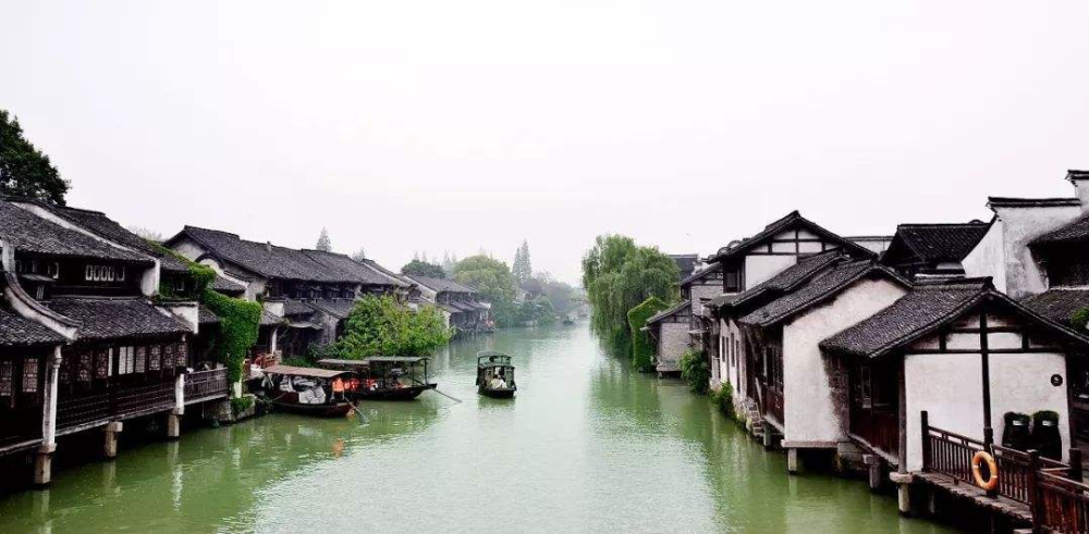 乌镇游览攻略，东栅与西栅的选择与体验，乌镇游览攻略，东栅与西栅的选择与深度体验之旅
