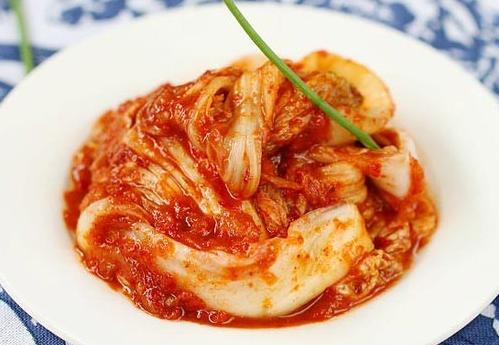 泡菜，腌制方法与配料详解，泡菜制作，腌制方法与配料指南