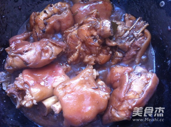 家常炖猪蹄的美味做法，家常炖猪蹄的美味攻略