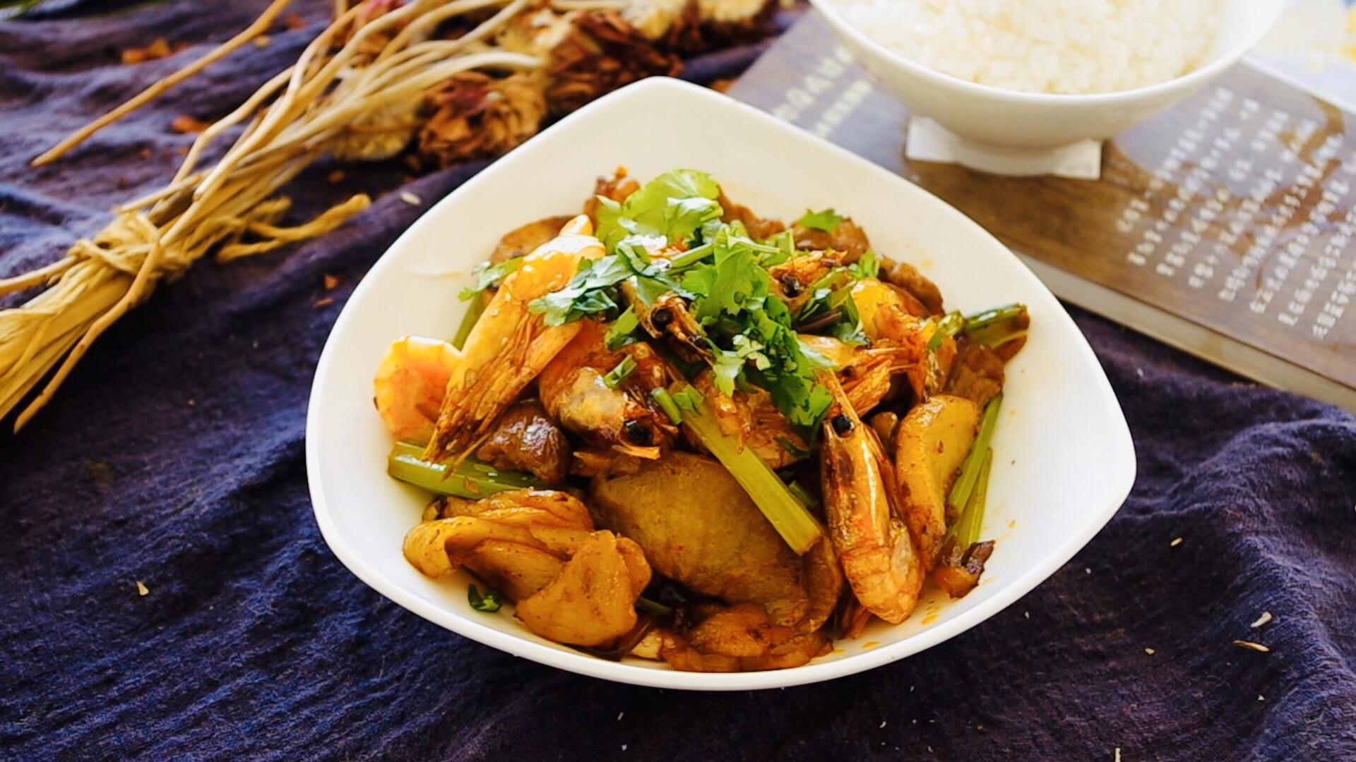 香辣虾的家庭做法，一道美味佳肴的烹饪指南，香辣虾家庭烹饪指南，美味佳肴的制作过程