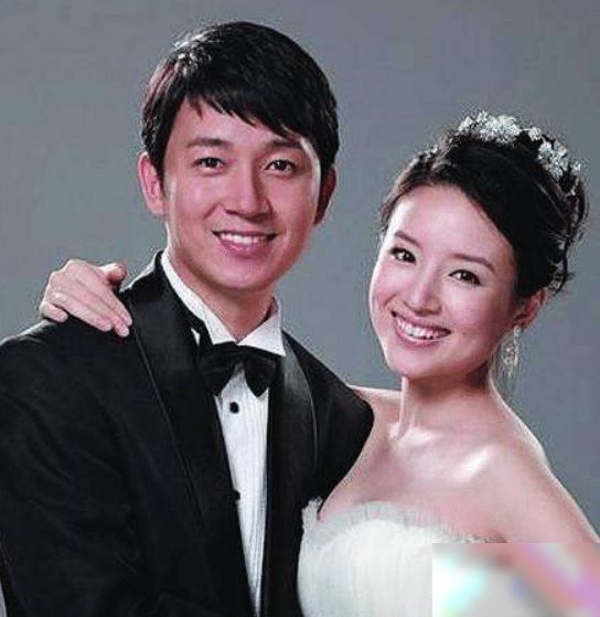 董洁潘粤明，婚姻中的美好时光与情感波折，董洁潘粤明的婚姻，美好时光与情感波折的交织