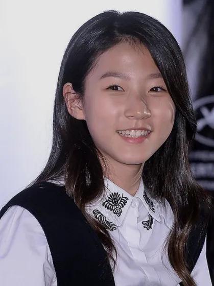 韩国女明星，璀璨的光彩与无限的魅力，韩国女明星，璀璨魅力，光彩夺目