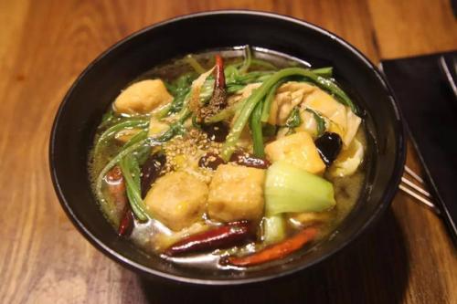 麻辣烫，一种独特的味觉盛宴，麻辣烫，一场独特的味觉盛宴体验