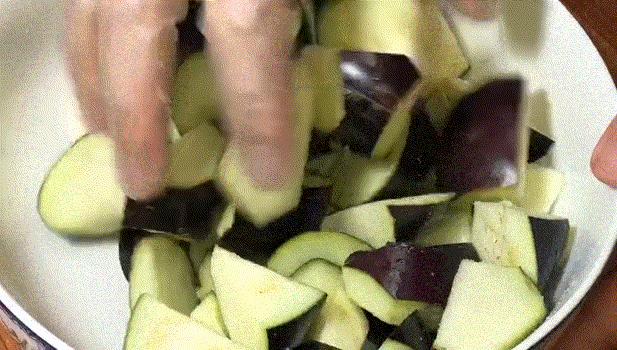 家常美味，地三鲜的做法，家常地三鲜美味做法指南