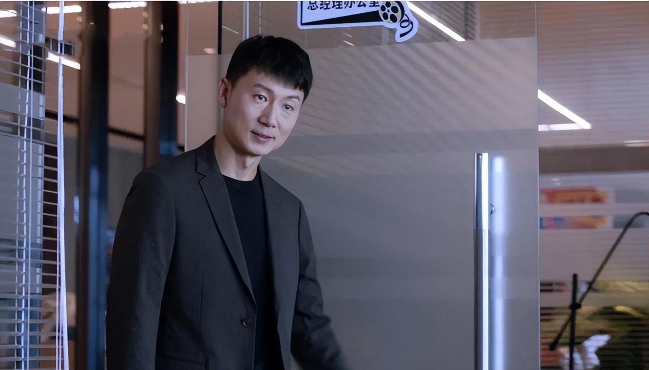 冯远征，一位卓越演员的生平与成就，冯远征，卓越演员的生平与辉煌成就
