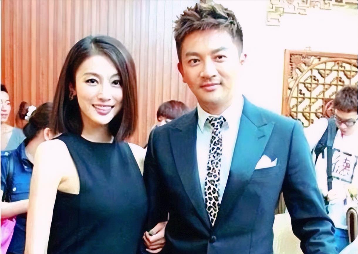 苏有朋的老婆和孩子，家庭生活的温馨与幸福，苏有朋家庭揭秘，妻子孩子的温馨幸福生活
