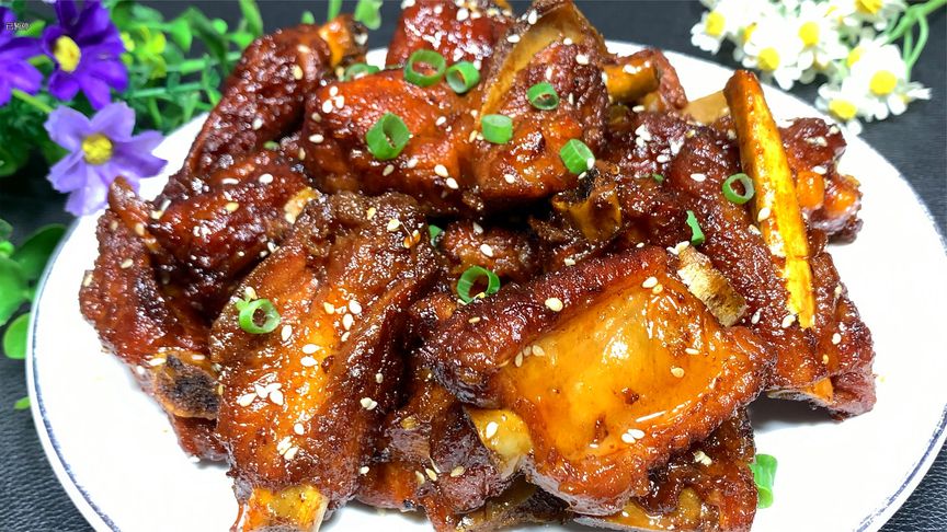 家常红烧排骨的做法，一道美味佳肴的详细指南，家常红烧排骨，美味佳肴的详细制作指南