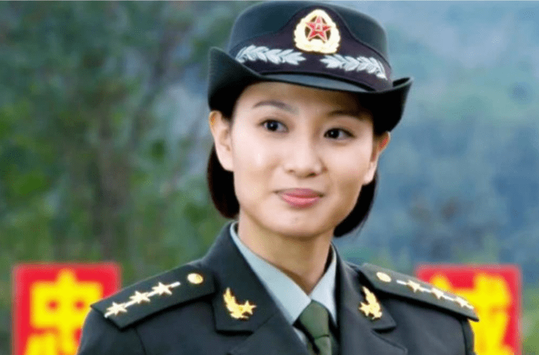 特种兵火凤凰女演员表名单及其角色深度解析，特种兵火凤凰女演员名单及角色深度解析