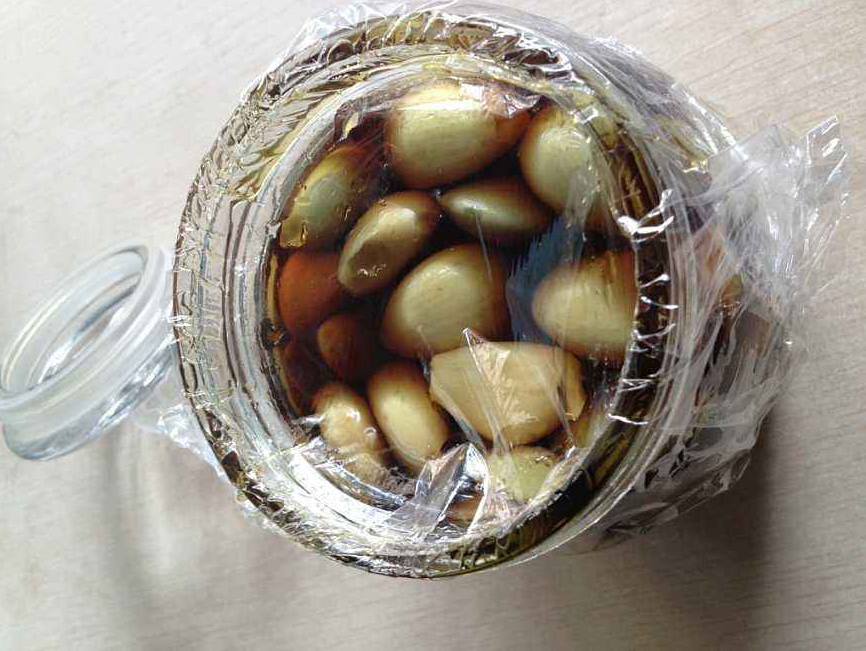 醋泡大蒜的正确做法，健康美食的自制指南，醋泡大蒜制作法，健康美食自制秘籍