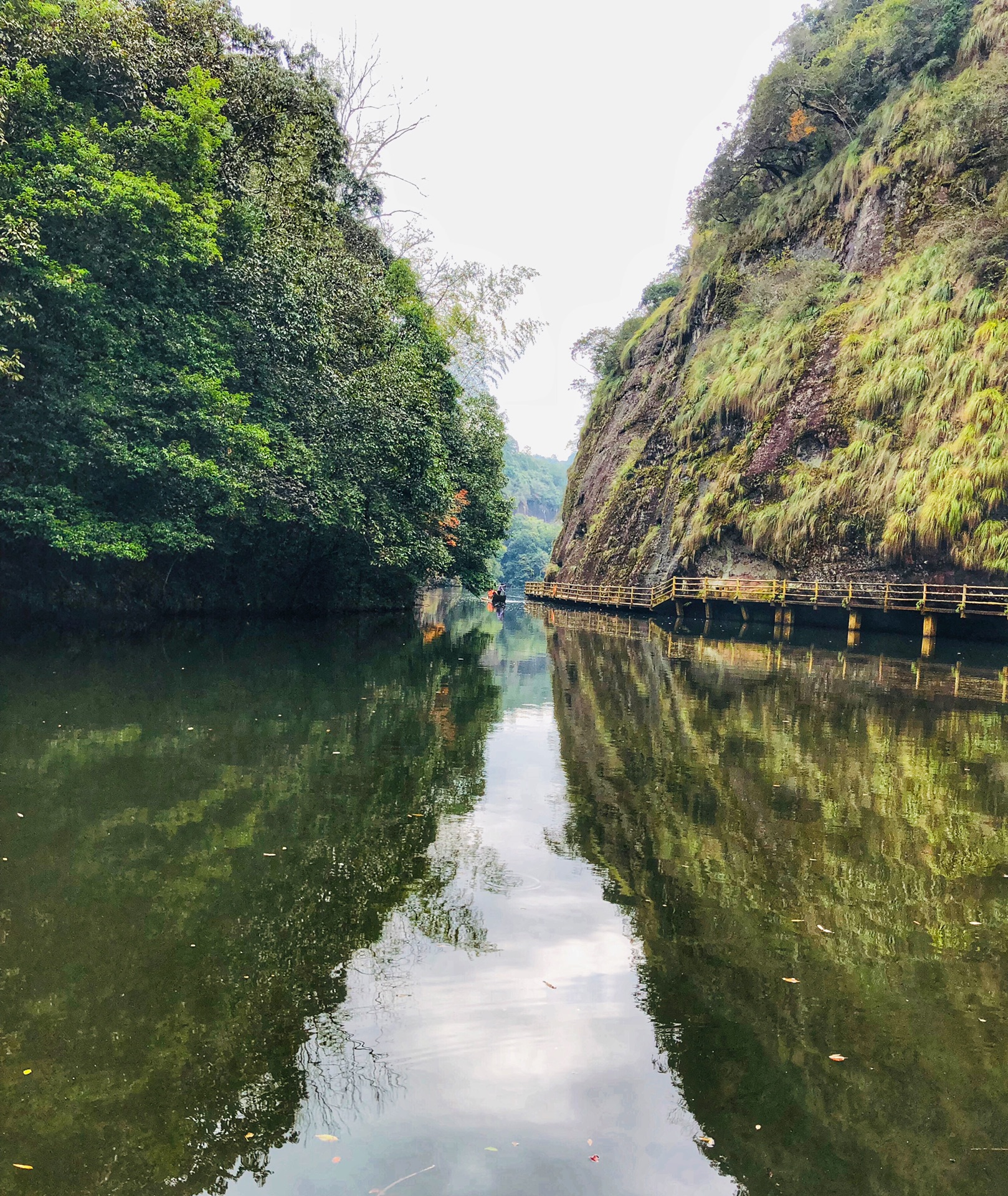 九龙潭风景区，自然与人文的绝美交融，九龙潭风景区，自然与人文的绝美交融之地