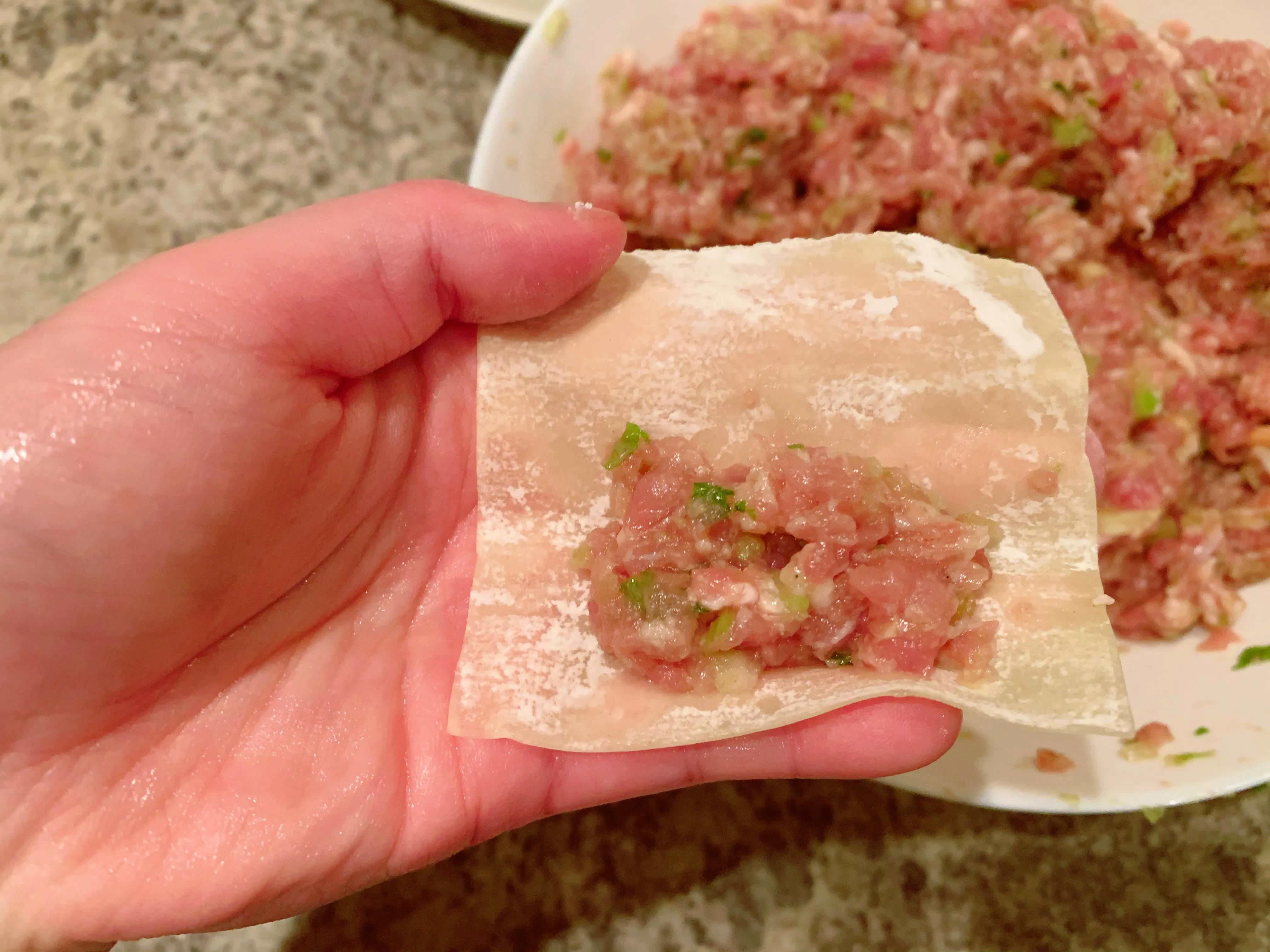 馄饨的经典包法，馄饨经典包法教程