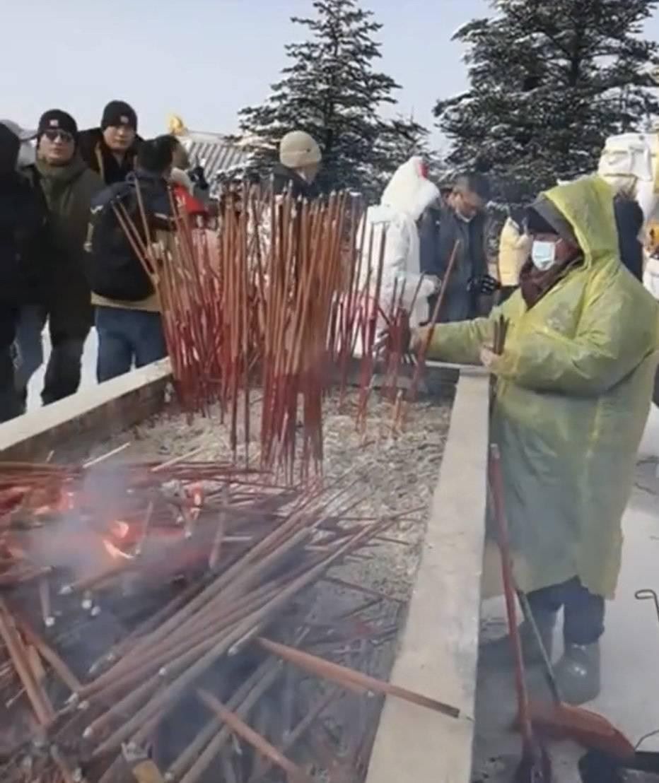 四种女人不宜去峨眉山，深度解析与理解，四种女人不宜去峨眉山，深度探讨与解析