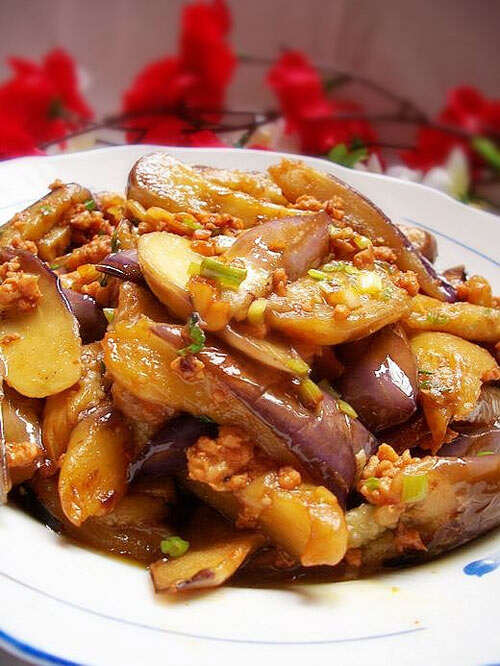 肉末茄子，一道家常美食的详细做法，家常美食肉末茄子详细做法分享