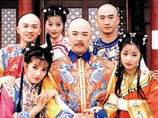 乾隆小燕子马车里的欢乐剧情深度解析，乾隆小燕子马车欢乐剧情解析