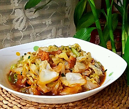 包菜炒肉的做法，一道家常美食的烹饪指南，包菜炒肉烹饪指南，家常美食的制作方法