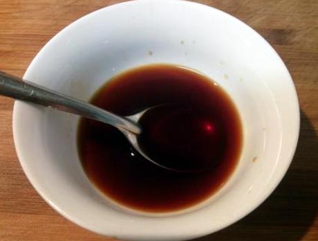 家常腌大蒜的做法，简单、美味与健康并存，家常腌大蒜，简单制作，美味健康两不误