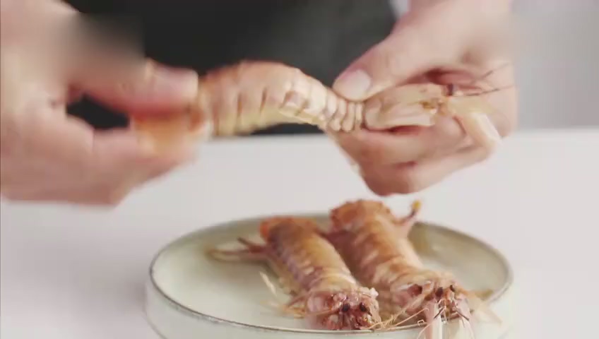 皮皮虾去内脏和虾线的详细步骤指南，皮皮虾去内脏与虾线处理全攻略
