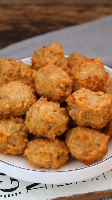 猪肉丸子，美味又简单的家常烹饪之道，家常美味猪肉丸子制作秘诀