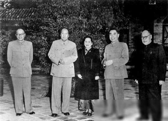 非军事战争行动，探索与理解，非军事战争行动，深入探索与理解