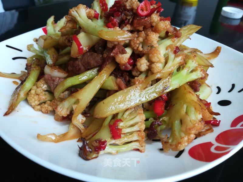 菜花炒肉的家常做法，家常菜花炒肉做法指南