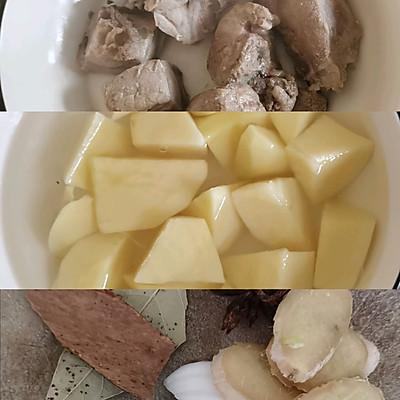 炖排骨的做法步骤，炖排骨美味秘诀，家常做法步骤全解析