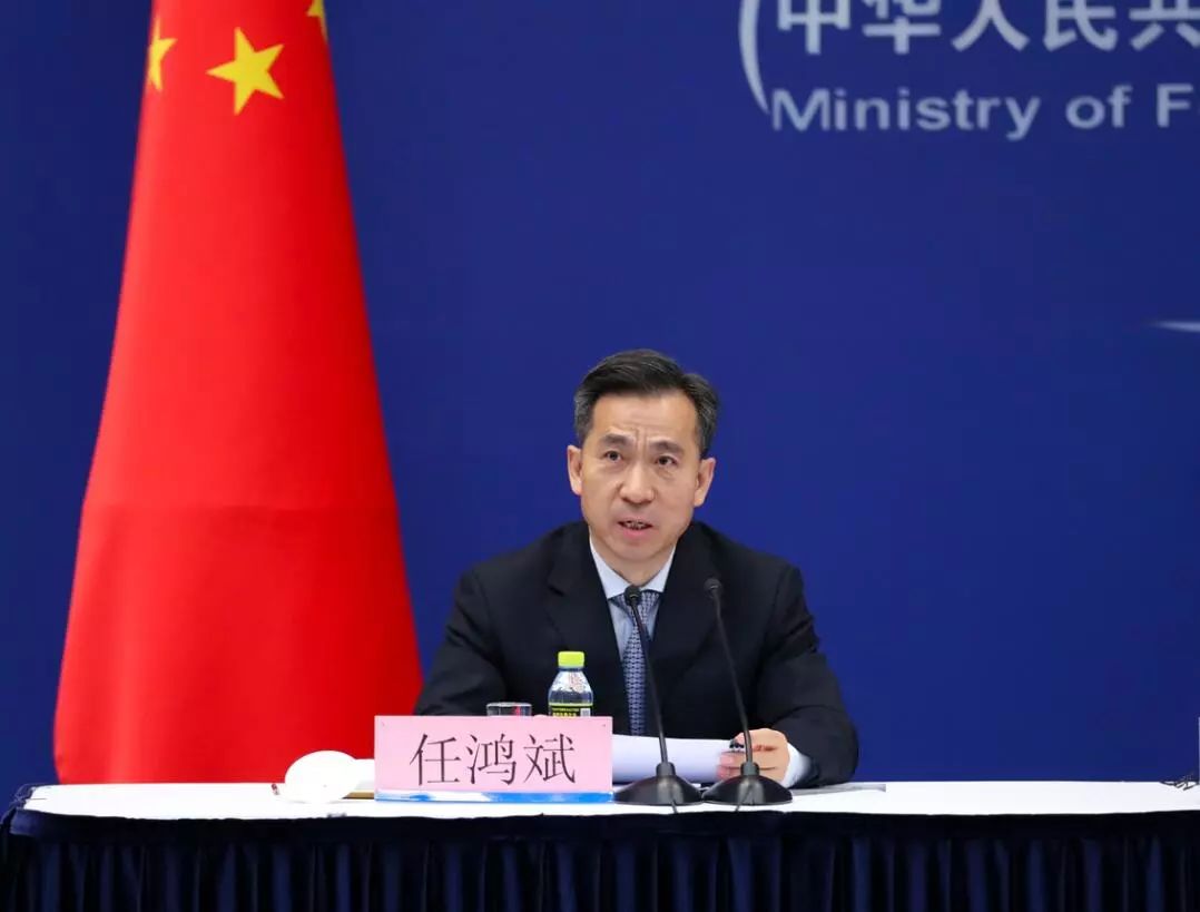 外交部部长简历及其职责与影响力，外交部部长简历，职责与影响力的展现