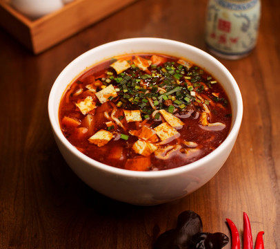 臊子面的魅力，从图片解读传统美食，臊子面的魅力，传统美食的图片解读
