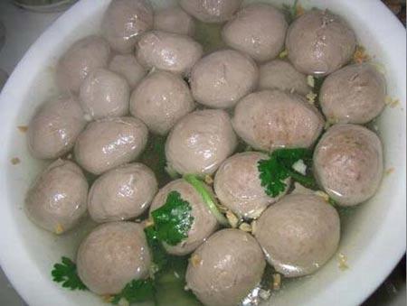 牛肉丸子制作指南，美味秘诀大揭秘，牛肉丸子制作秘籍，美味秘诀大公开