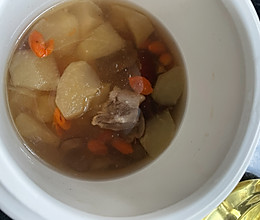 排骨汤的制作教程，一步步跟随视频轻松炖出美味佳肴，跟着视频学做排骨汤，轻松炖出美味佳肴！